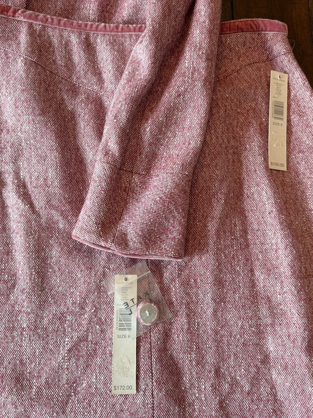 Kate Hill pink skirt suit - Picture 2 of 6